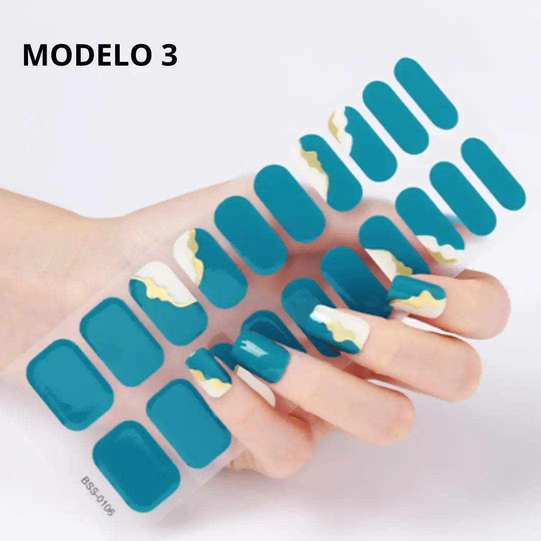 NAILZ: Pack x 20 tiras+ lámpara UV GRATIS