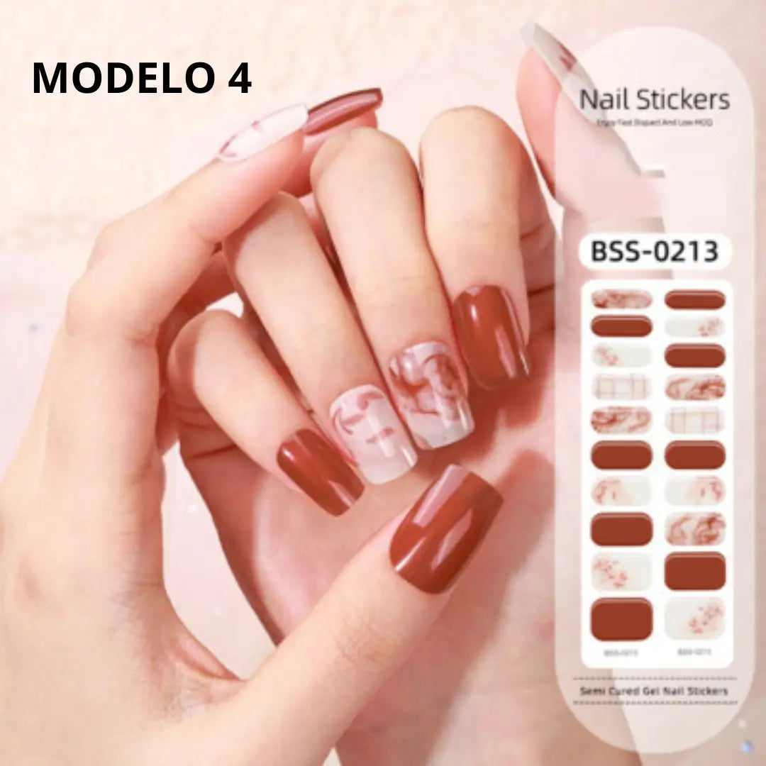 NAILZ: Pack x 20 tiras+ lámpara UV GRATIS